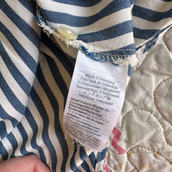 Madewell Blue and White Striped Cotton Button-Up Shirt - Picture 4 of 6